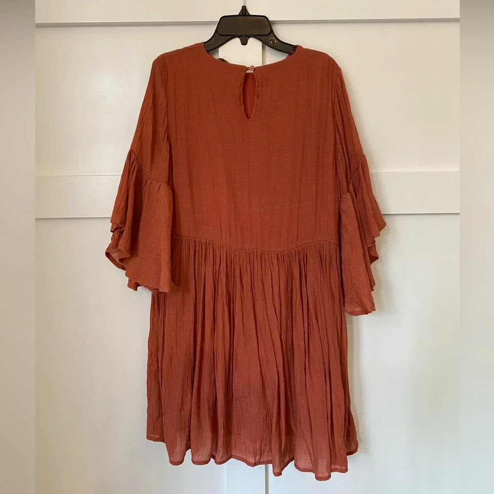 Umgee Boho Bliss Dress Clay Bohemian Embroidery Flowy‎ Sleeves Keyhole Button M